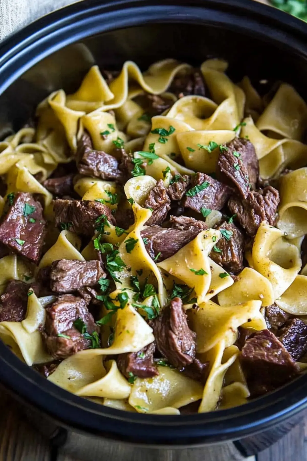 Slow Cooker Beef and Noodles