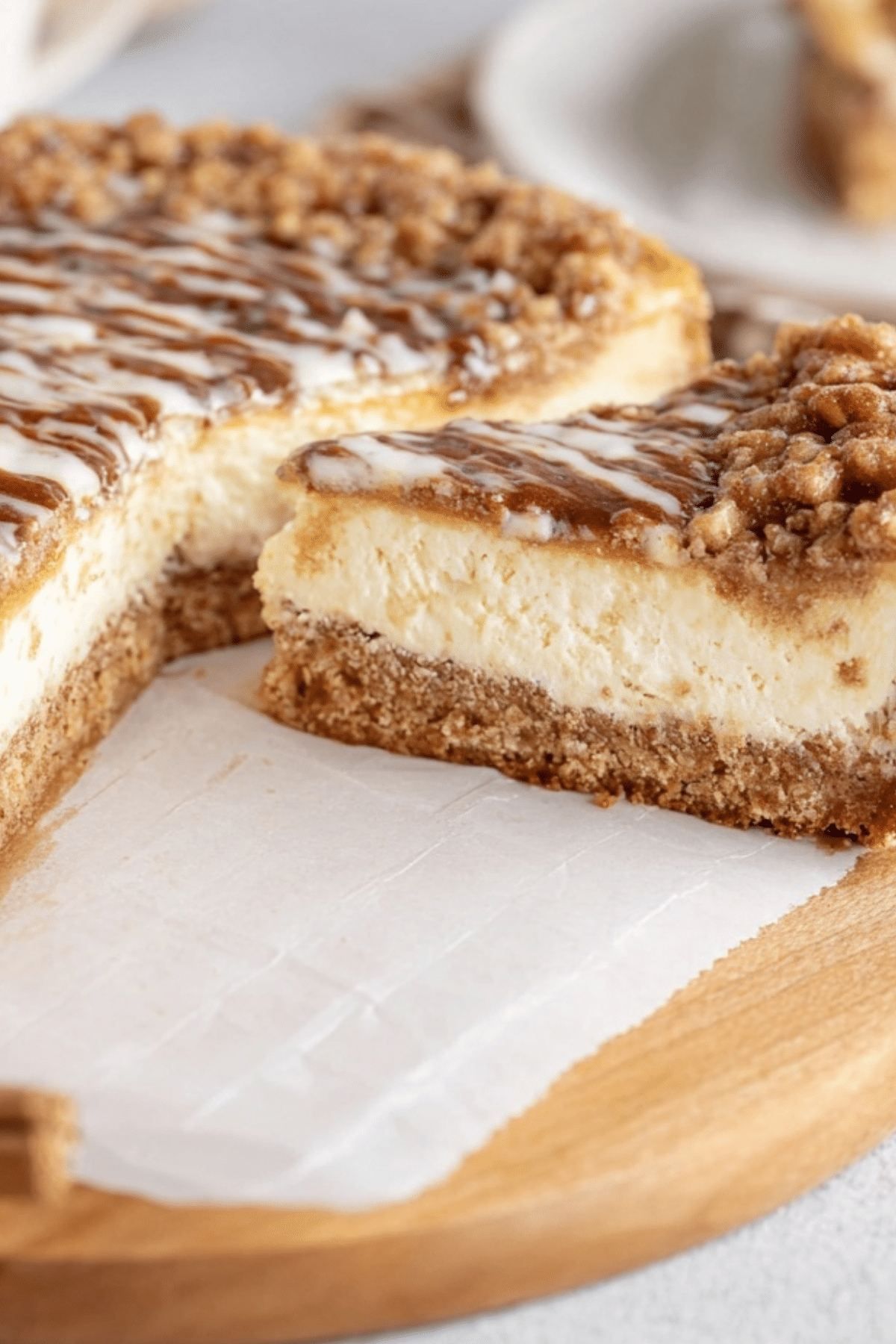Coffee Cake Cheesecake with cinnamon sugar and crumble topping